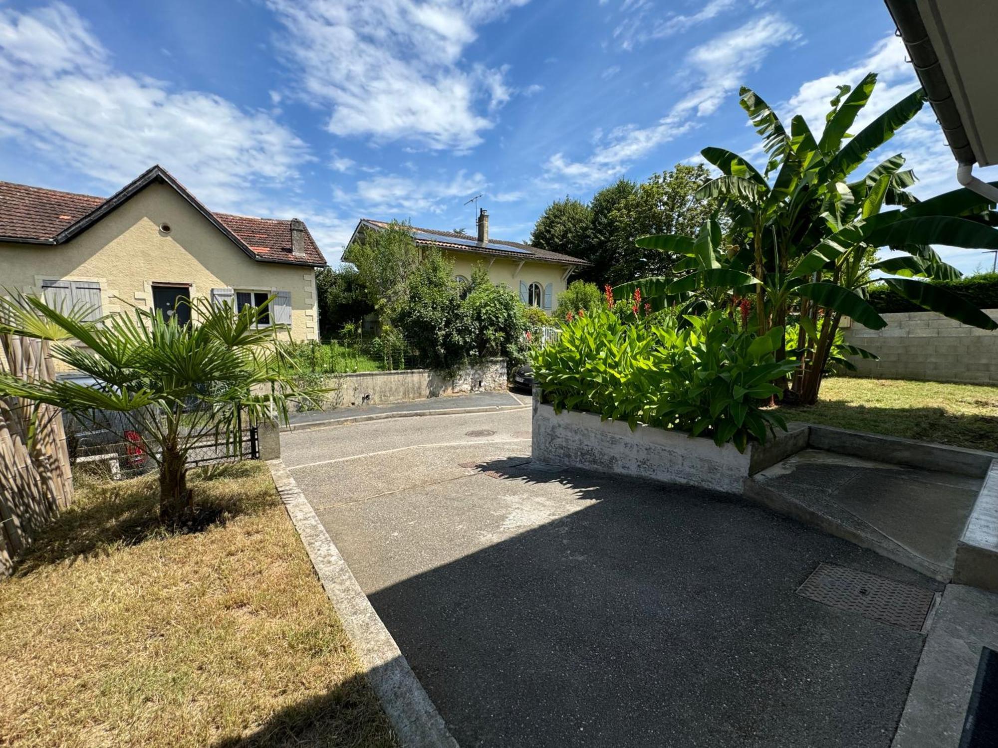 Chambres pour se reposer avec cuisine partagée Villeneuve-sur-Lot Esterno foto